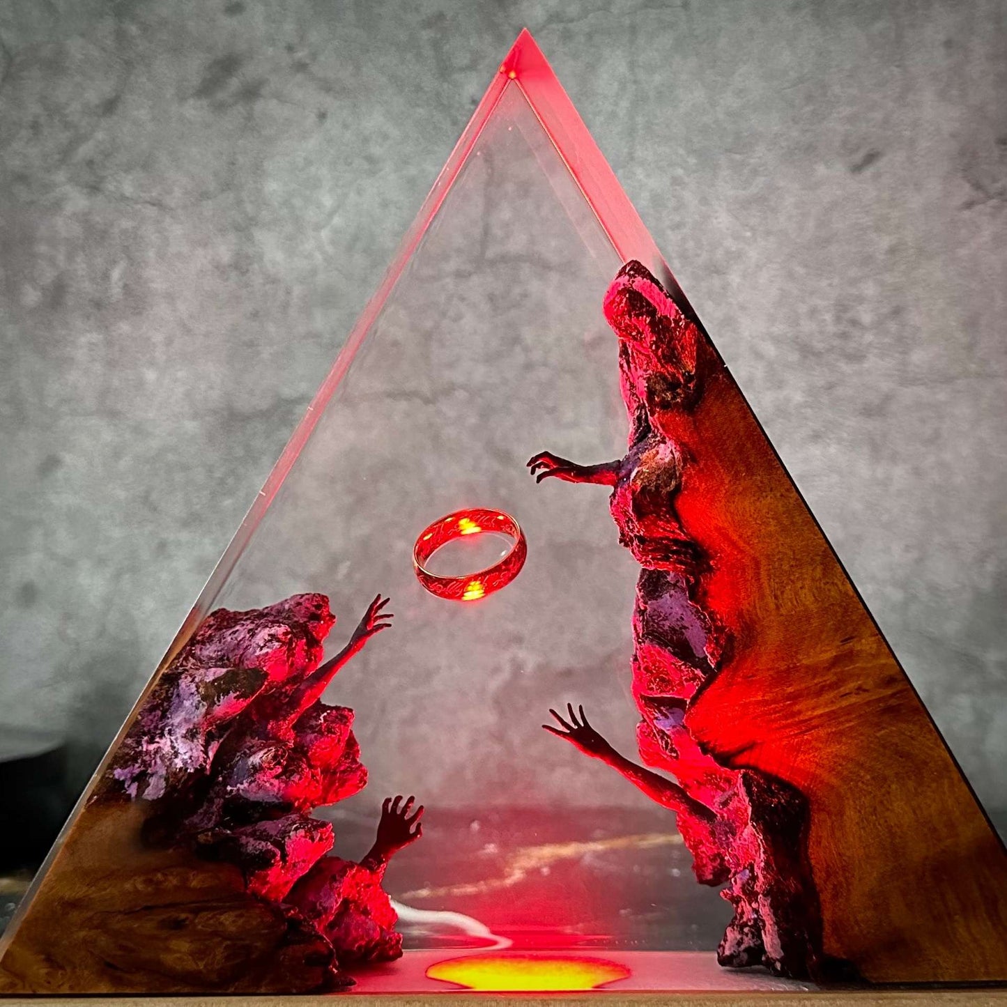 Lámpara Resina Anillo Mágico - Regalo Original Fantasía Inmersiva